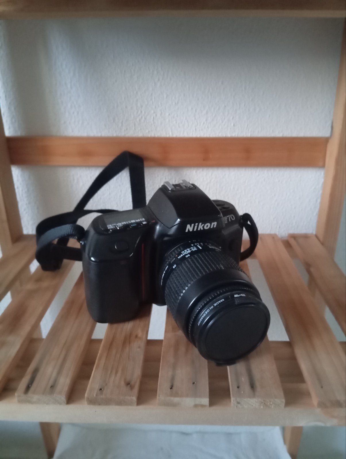 Nikon F70 spiegelreflexcamera in goede staat, Audio, Tv en Foto, Fotocamera's Analoog, Ophalen, Spiegelreflex, Nikon