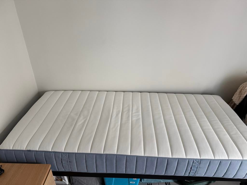 Ikea matras 90x200 + gratis spiegel, Huis en Inrichting, Slaapkamer | Matrassen en Bedbodems, Ophalen, Gebruikt, 90 cm, Eenpersoons