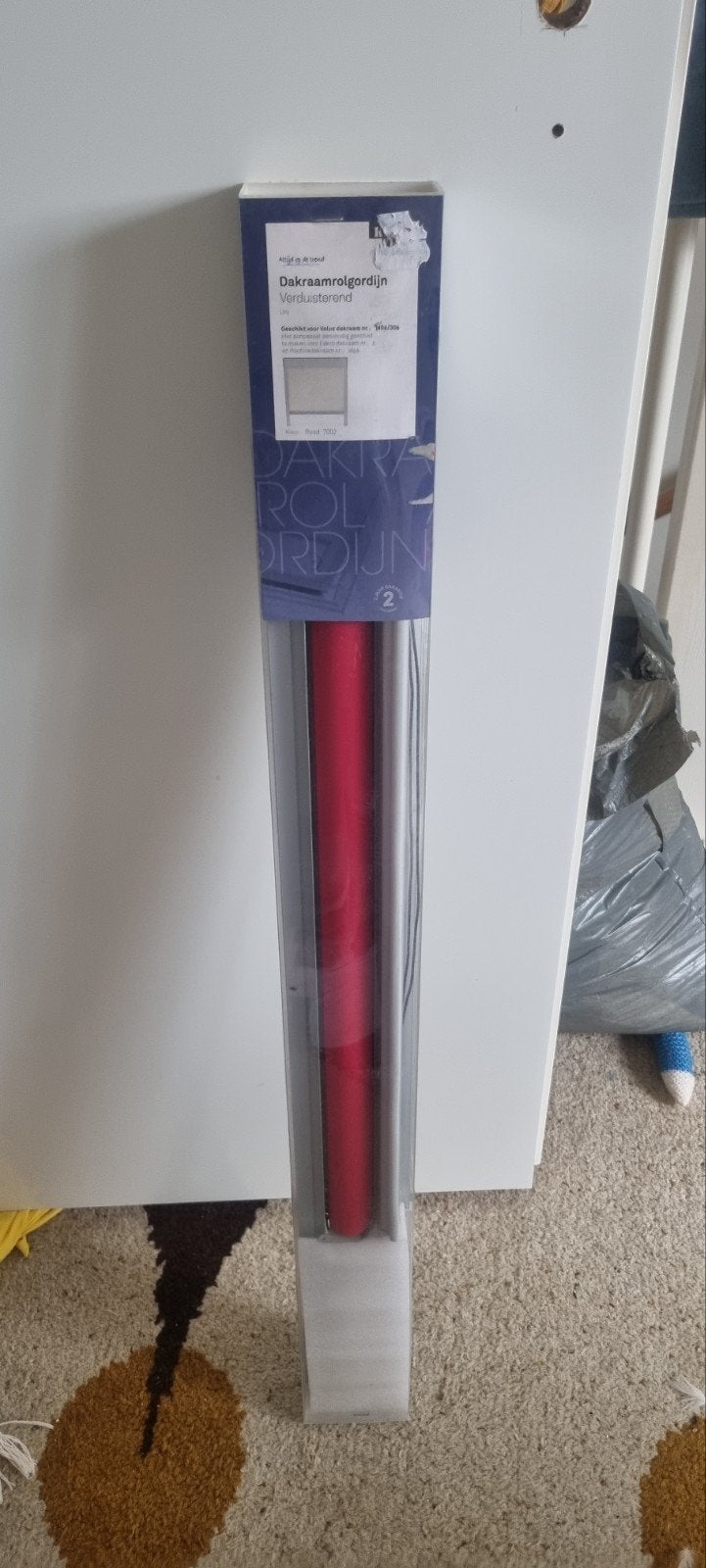 Verduisterend dakraam rolgordijn - Rood, Verduisterend, Nieuw, Ophalen of Verzenden, Rolgordijn