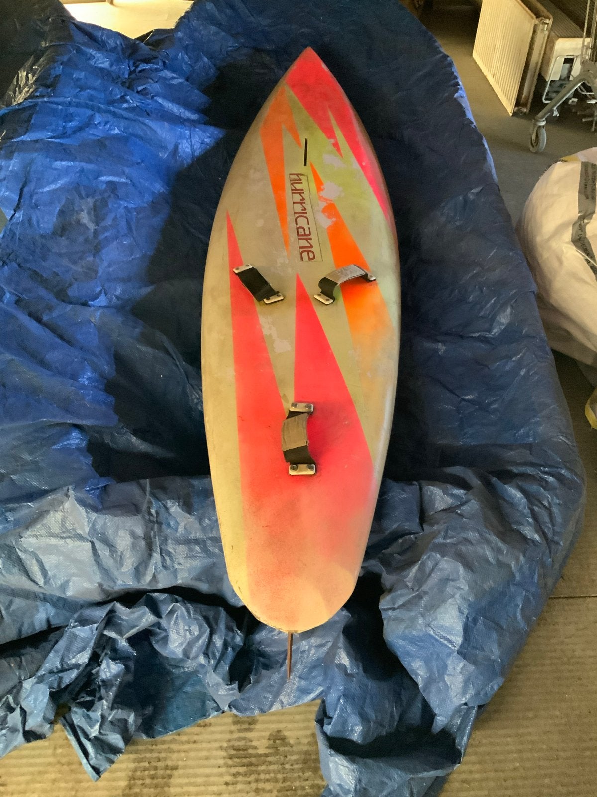 Surfplank Hurricane - Opknapper, Ophalen of Verzenden, Gebruikt, Overige typen, Met vinnen