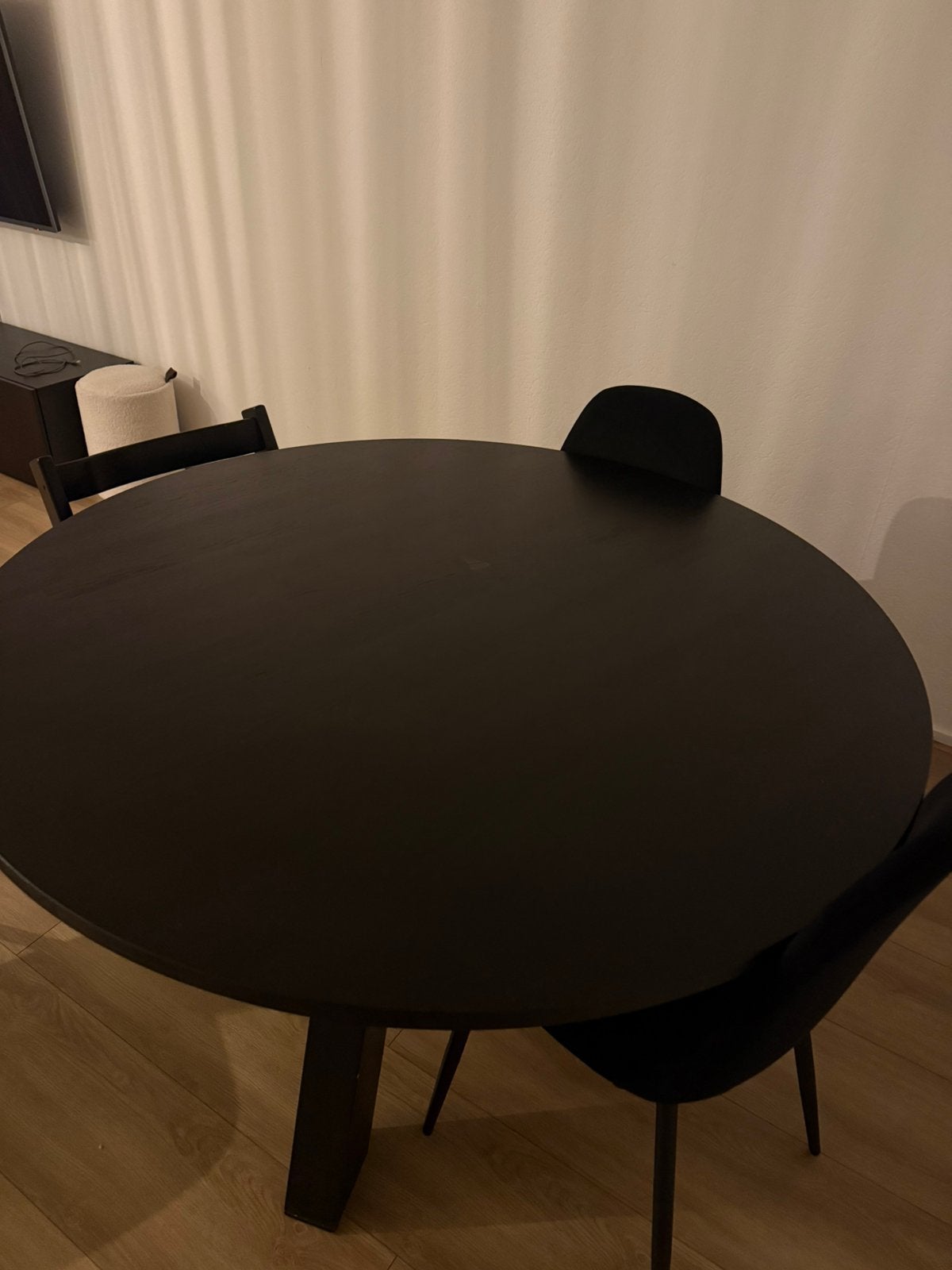 Massieve mango houten tafel 130 cm, Ophalen, Gebruikt, Rond, 100 tot 150 cm