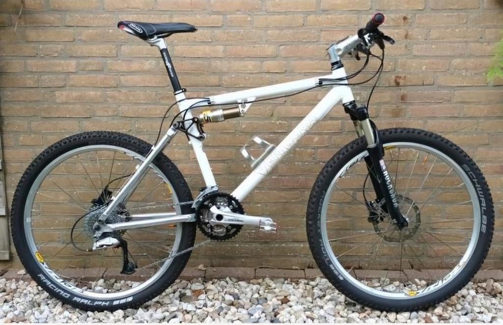 Unieke Ventana Full Suspension – Nieuw opgebouwd, Fully, 45 tot 49 cm, Zo goed als nieuw, Ophalen