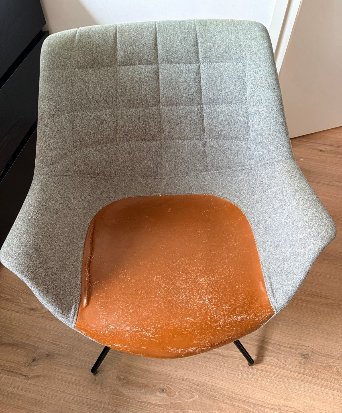 6x Zuiver Ridge Lounge Stoelen - Grijs met Cognac Leer, Huis en Inrichting, Ophalen, Kunststof, Gebruikt, Eén