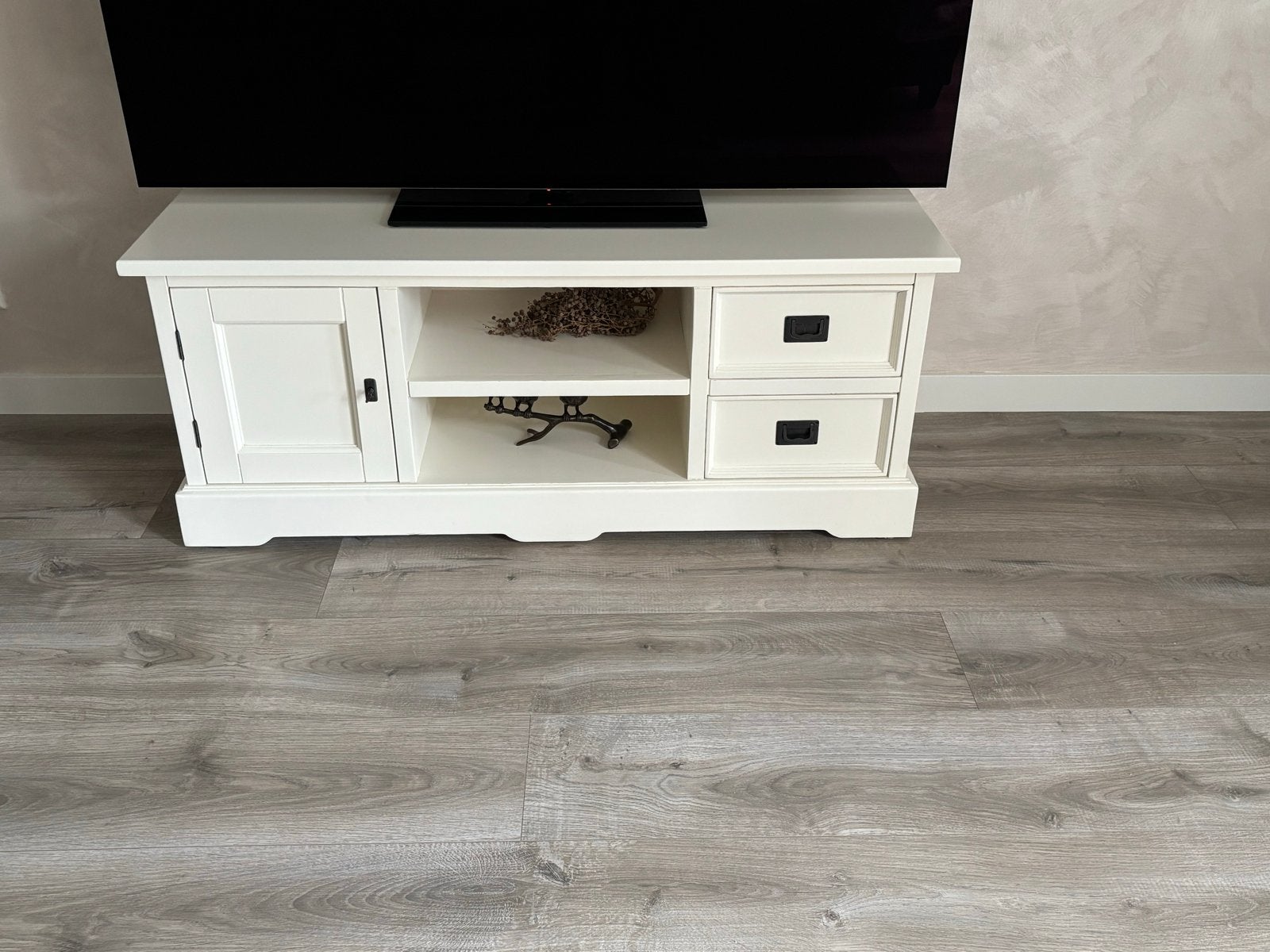 Wit TV meubel met opbergruimte - 135x45x56 cm, Ophalen, Gebruikt, 100 tot 150 cm, Minder dan 100 cm