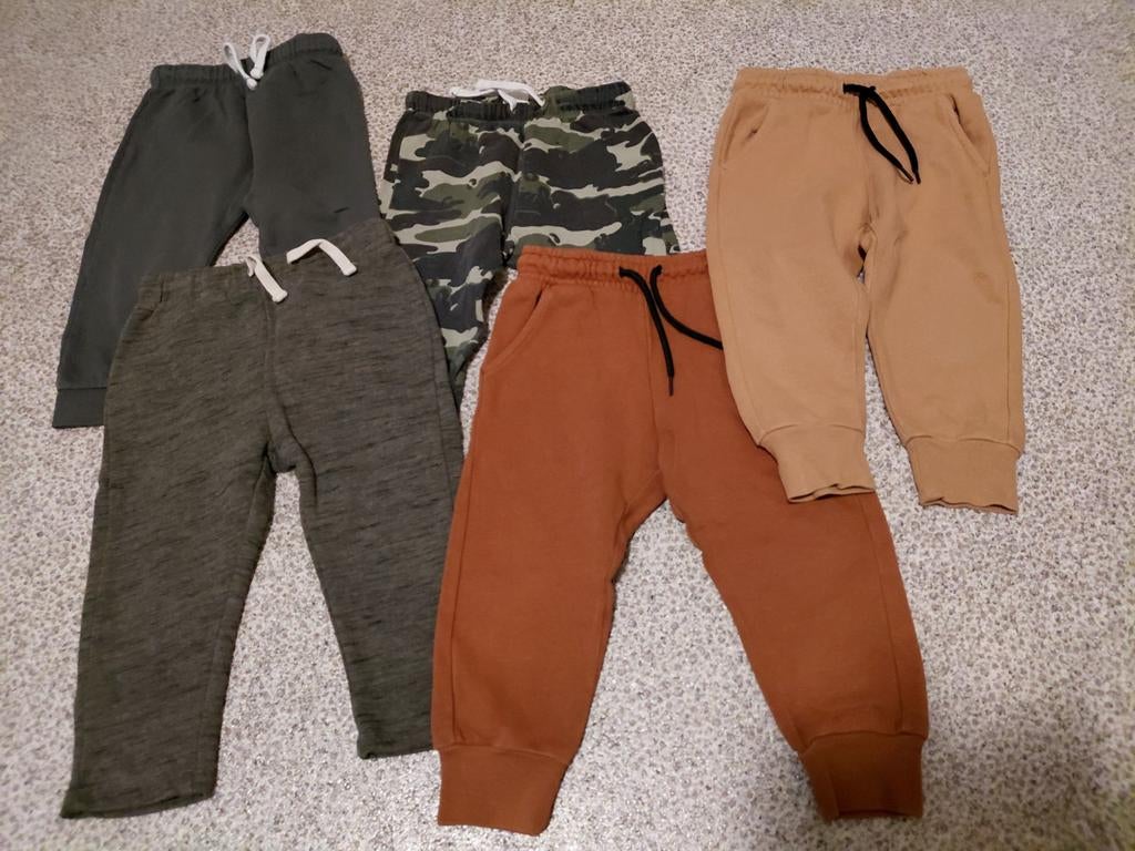 Joggingbroeken set mt 92, Kinderen en Baby's, Kinderkleding | Maat 92, Broek, Ophalen of Verzenden, Zo goed als nieuw, Hema
