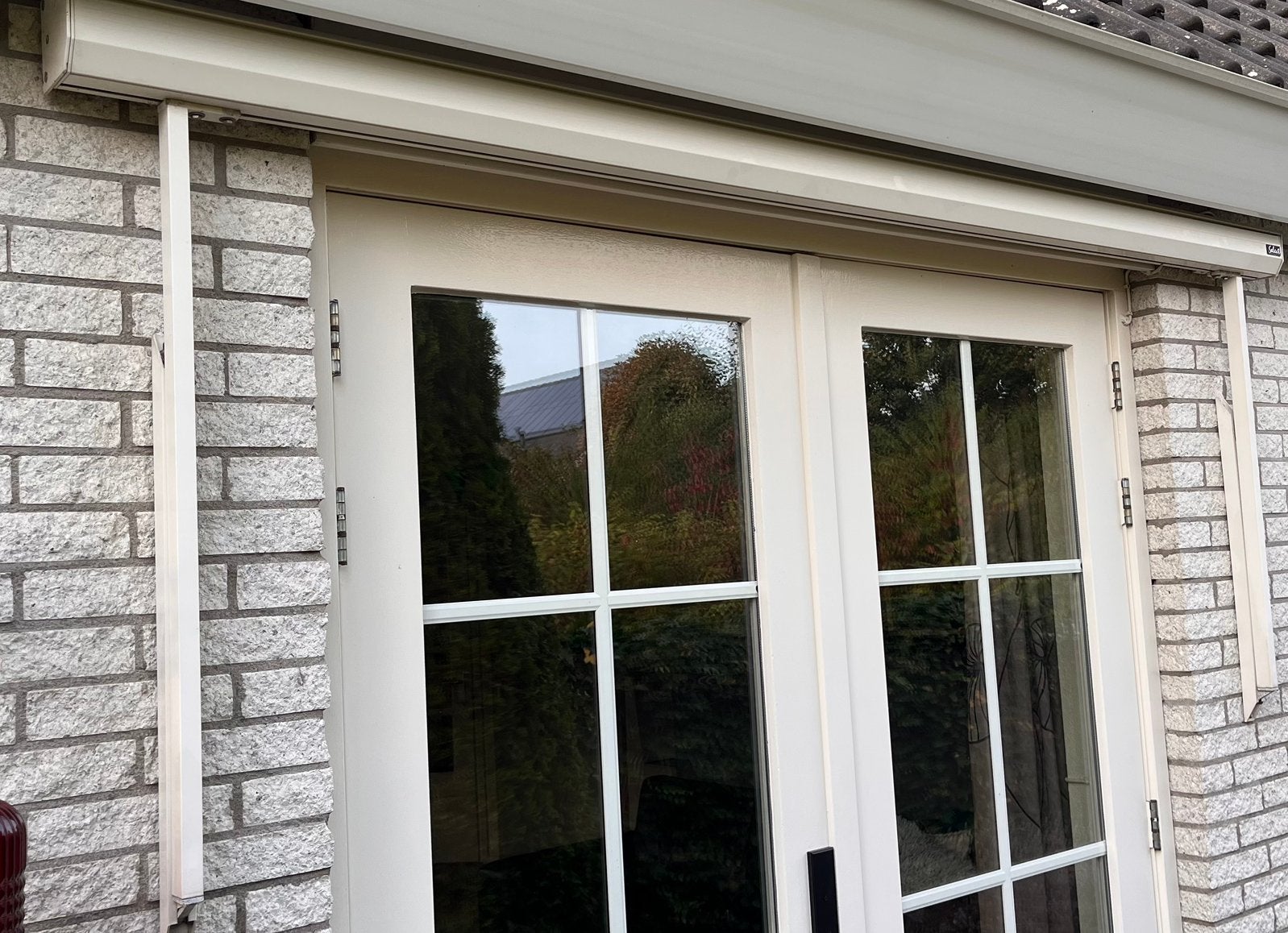 Select uitvalscherm - electrisch - 240cm breed, Doe-het-zelf en Verbouw, Ophalen, Zo goed als nieuw, Overige typen
