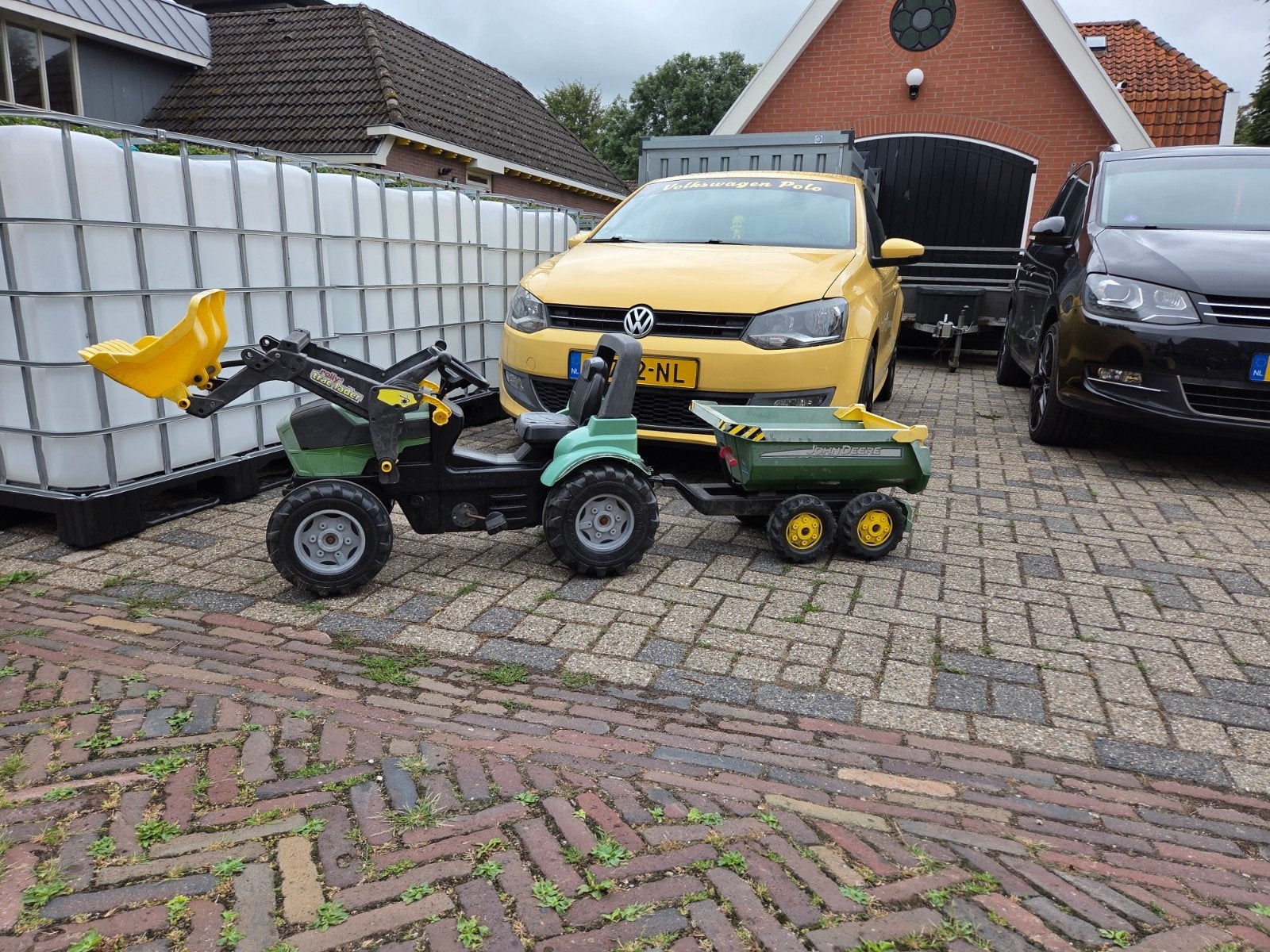 Te koop Deutz-Fahr traptrekker met aanhanger., Ophalen, Gebruikt, Overige merken