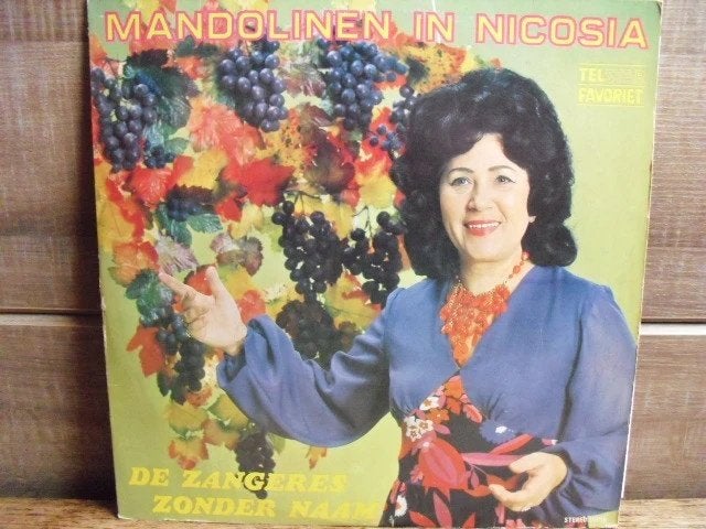 De Zangerest Zonder Naam "Mandolinen In Nicosia" LP, Gebruikt, Ophalen of Verzenden, Levenslied of Smartlap, 12 inch