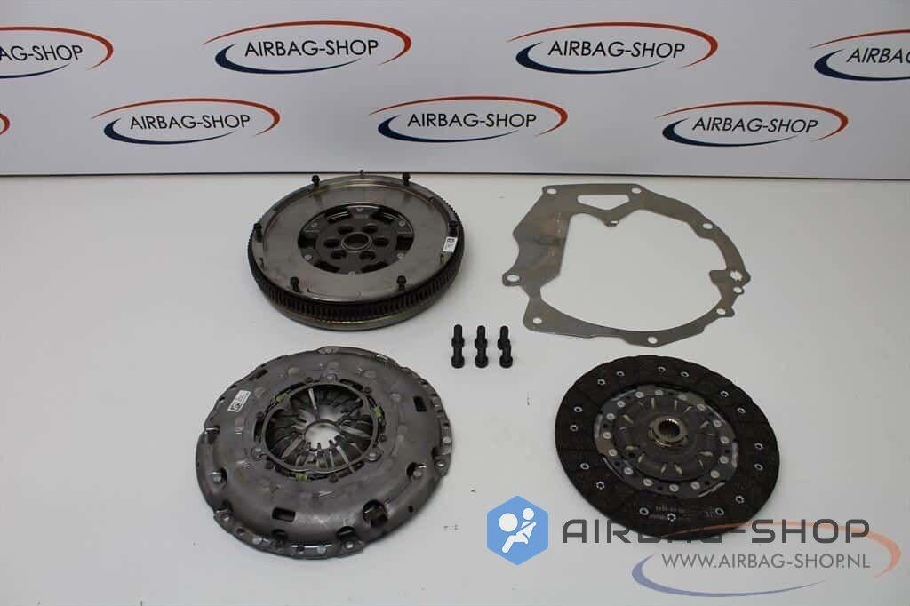 Volkswagen / Audi Vliegwiel + Koppeling 04L105266C Nieuw, -, -, Nieuw, Ophalen of Verzenden