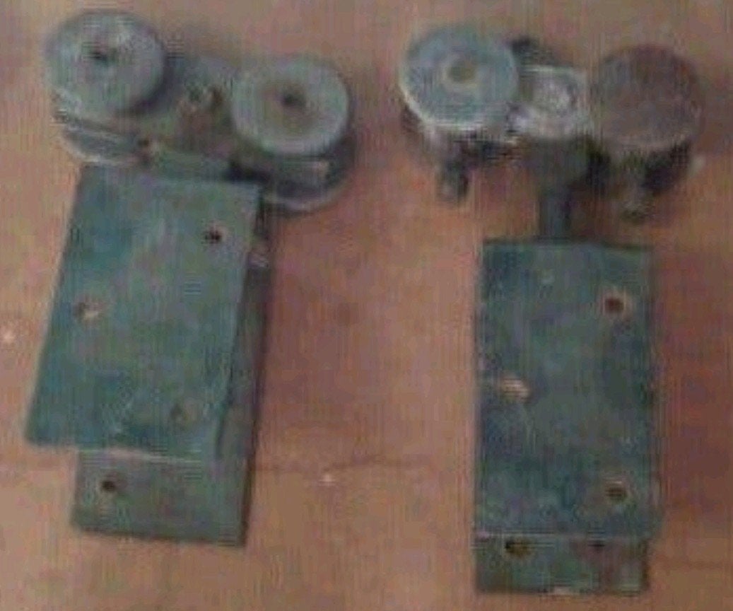 2 Oude Henderson rollen van oude boederijschuifdeuren, Doe-het-zelf en Verbouw, Ophalen of Verzenden, Gebruikt, IJzer, Overige typen