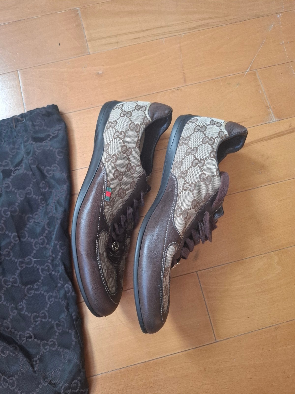 Gucci sneakers bruin met GG-monogram - maat 39, Ophalen of Verzenden