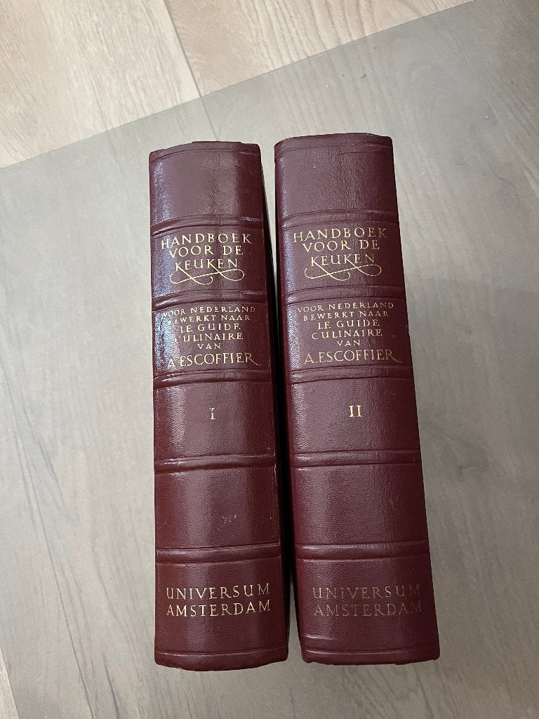 Kookboeken A. Escoffier, Voorgerechten en Soepen, Ophalen of Verzenden, Zo goed als nieuw, Overige gebieden