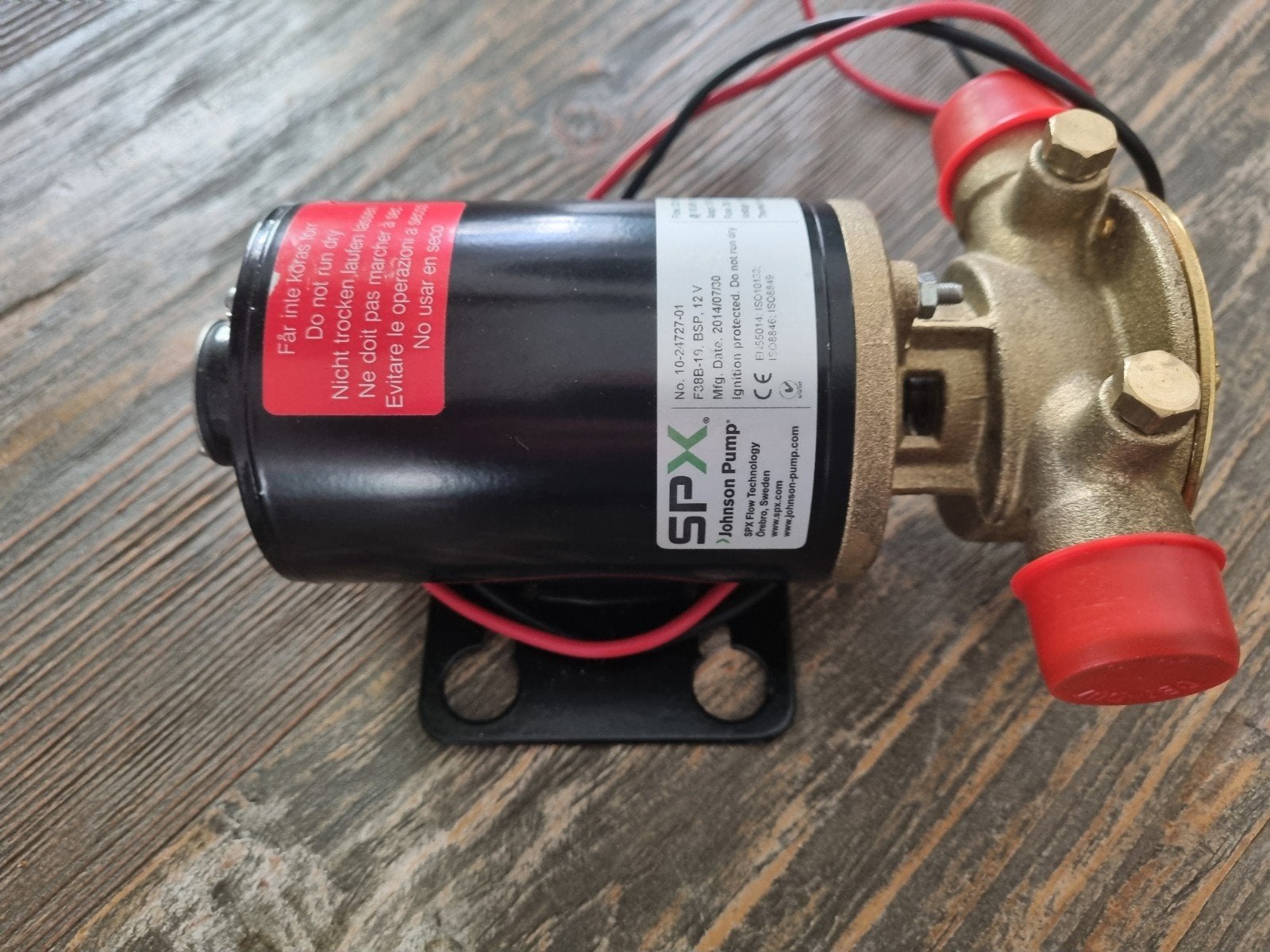 Johnson Pump F38B-19 Bilge/Deckwash/Refueling pomp, Watersport en Boten, Ophalen of Verzenden, Nieuw, Motor en Techniek