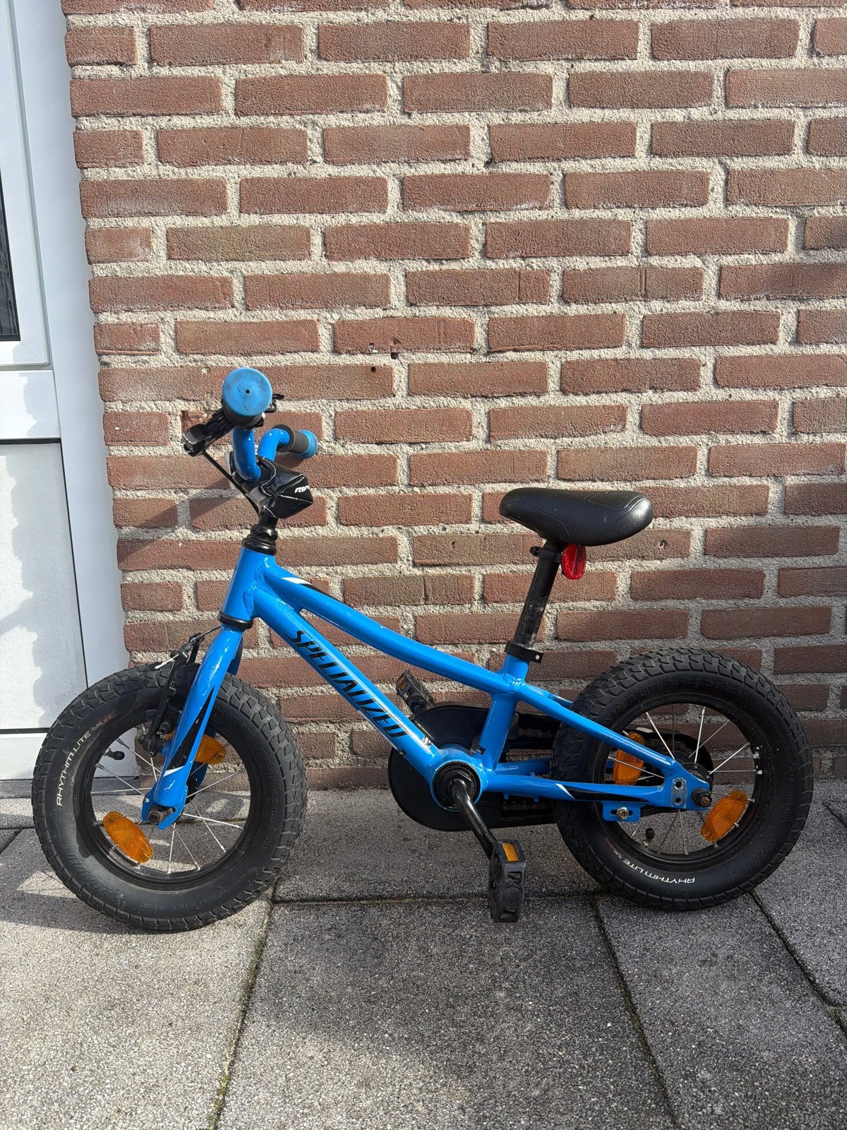 Specialized Riprock Kinderfiets - Blauw, Zijwieltjes, Gebruikt, Velgrem, Ophalen of Verzenden