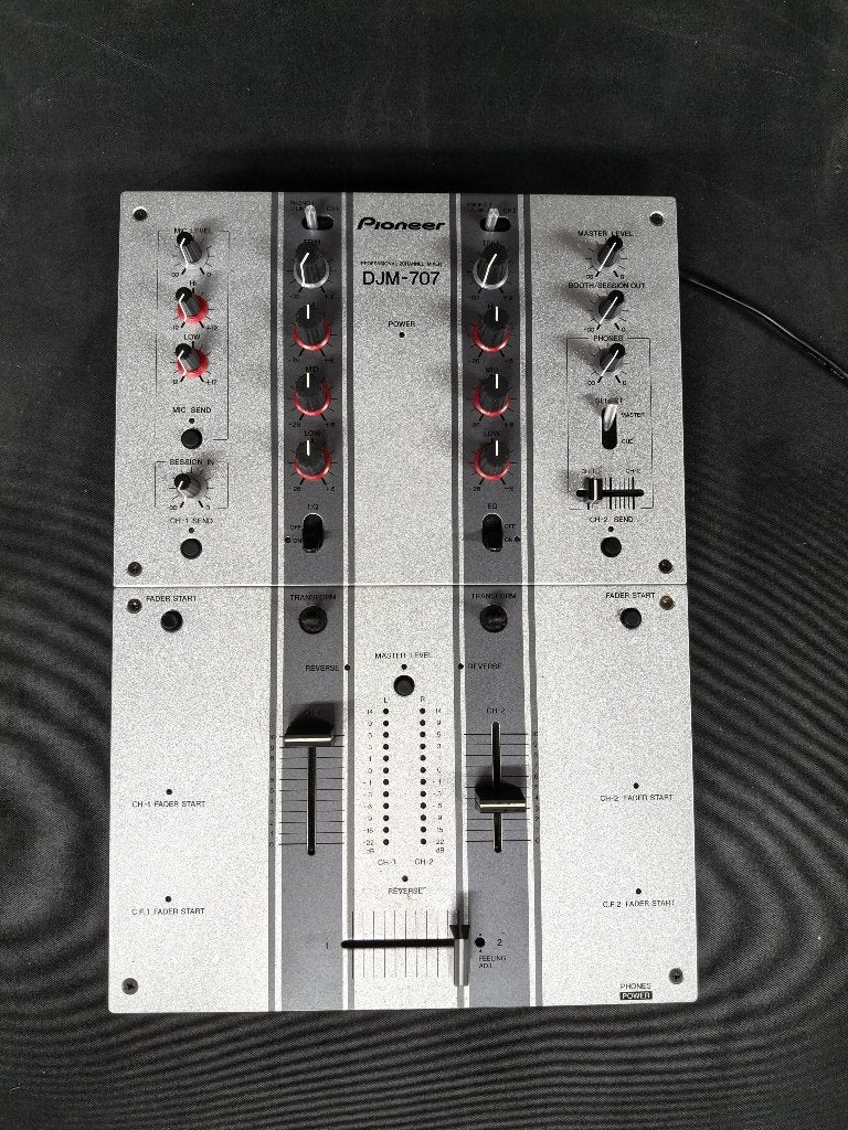 Pioneer DJM-707 DJ mixer., Ophalen of Verzenden, Zo goed als nieuw, Minder dan 5 kanalen, Microfooningang