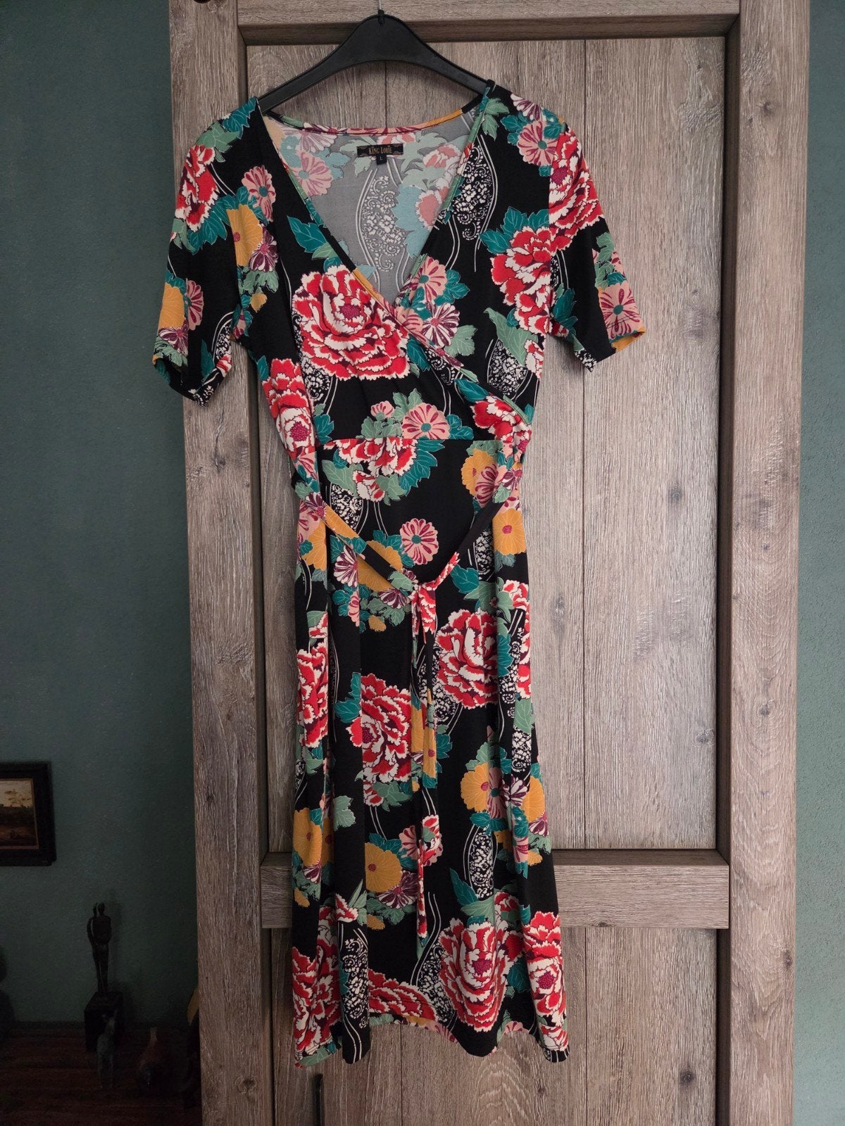 King Louie Jurk Maat L - Bloemenprint, Kleding | Dames, Jurken, Maat 42/44 (L), Zo goed als nieuw, Knielengte, King Louie