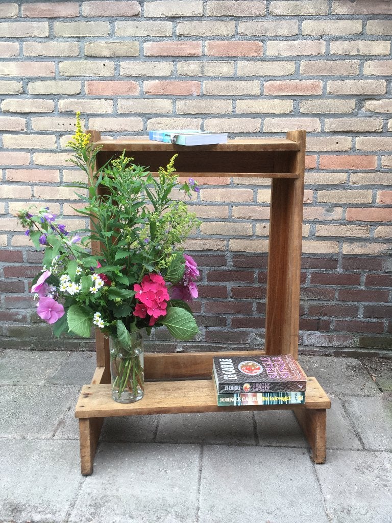 GRATIS OPHALEN - KNIELBANKJE of plantentafel of boekenkastje, Ophalen, Gebruikt