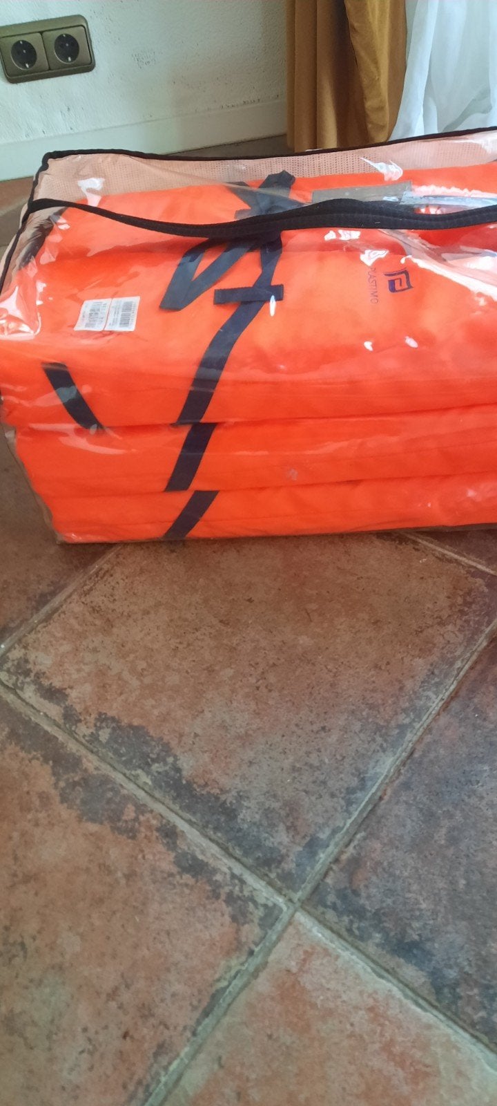 nieuw 3x plastimo storm 3 100 Newtons size L&Xl 50/54 zwemve, Ophalen, Plastimo, Zo goed als nieuw, Dame of Heer