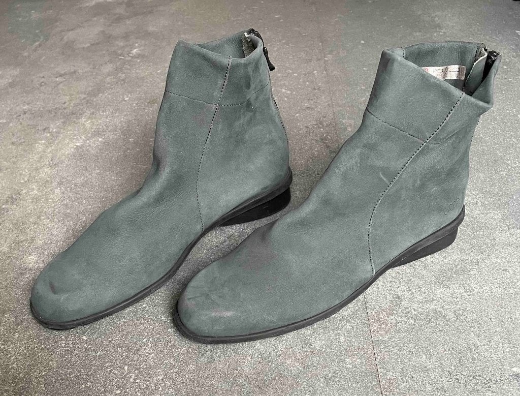 Arche lichtblauwe lage suede laarzen schoenen Maat 38- Nieuw, Blauw, Lage of Enkellaarzen, Nieuw, Ophalen of Verzenden