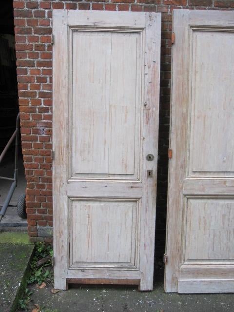 211,5hx79br oude paneeldeur, verf verwijderd, Ophalen