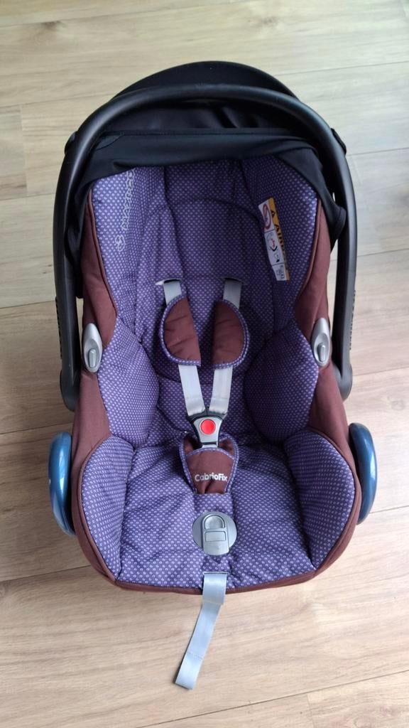 Maxi-Cosi CabrioFix autostoeltje - Bruin/Paars, Autogordel of Isofix, Gebruikt, 0 t/m 13 kg, Maxi-Cosi