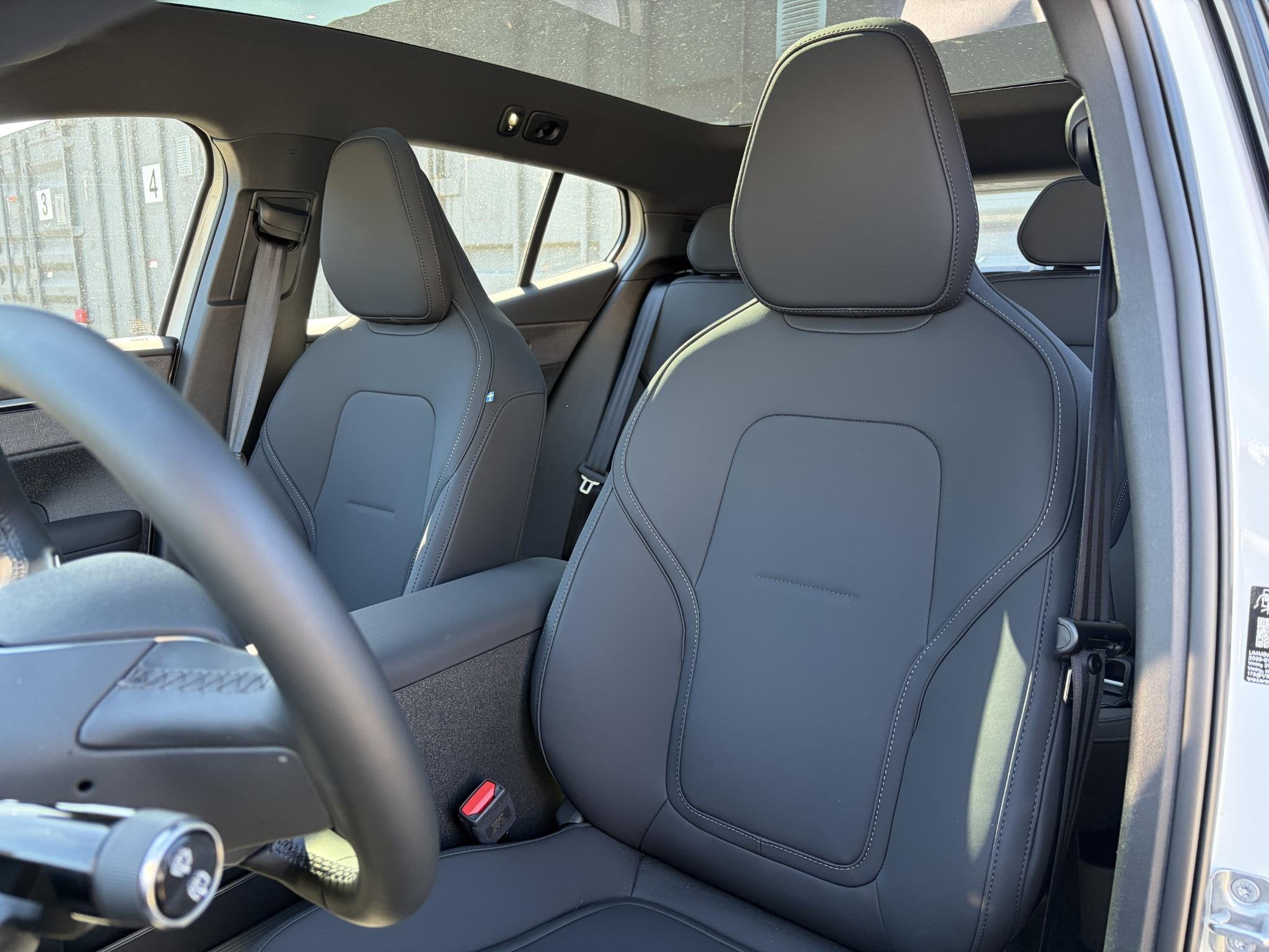 Volvo EX30 Cross Country P5 Long Range Plus 69 kWh Elek. sto, Auto's, Achterwielaandrijving, Gebruikt, Volvo Selected Used Cars