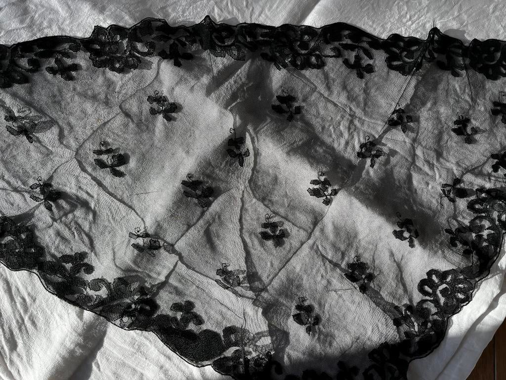 Antieke kant dentelle lace 2 sluiers mantilla sjaal, Ophalen of Verzenden