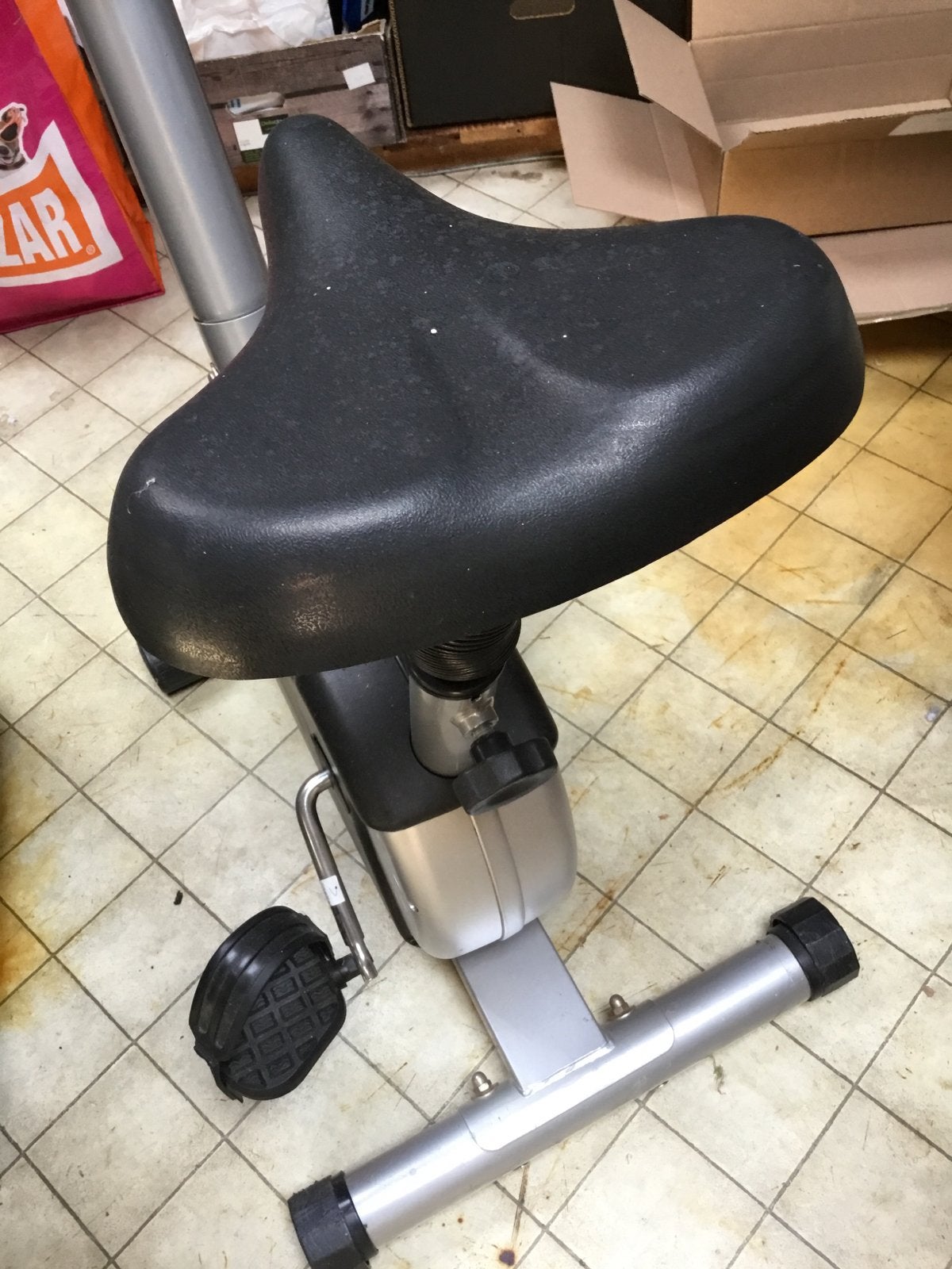 Compacte hometrainer - Ideaal voor thuisgebruik, Ophalen, Gebruikt, Metaal, Benen