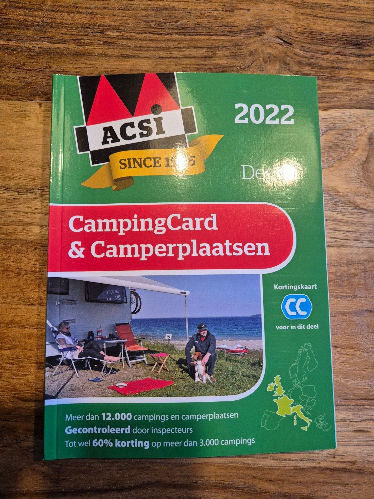 ACSI CampingCard & Camperplaatsen 2022, Budget, Europa, Ophalen of Verzenden, Zo goed als nieuw