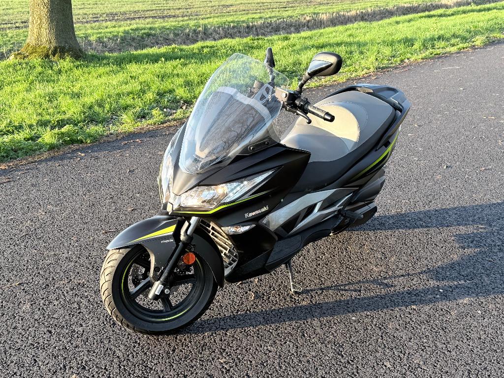 Kawasaki J300 ABS | SLECHTS 2279KM GELOPEN | ARROW EXHAUST |, 299 cc, Motorrijbewijs A, Particulier, 12 t/m 35 kW