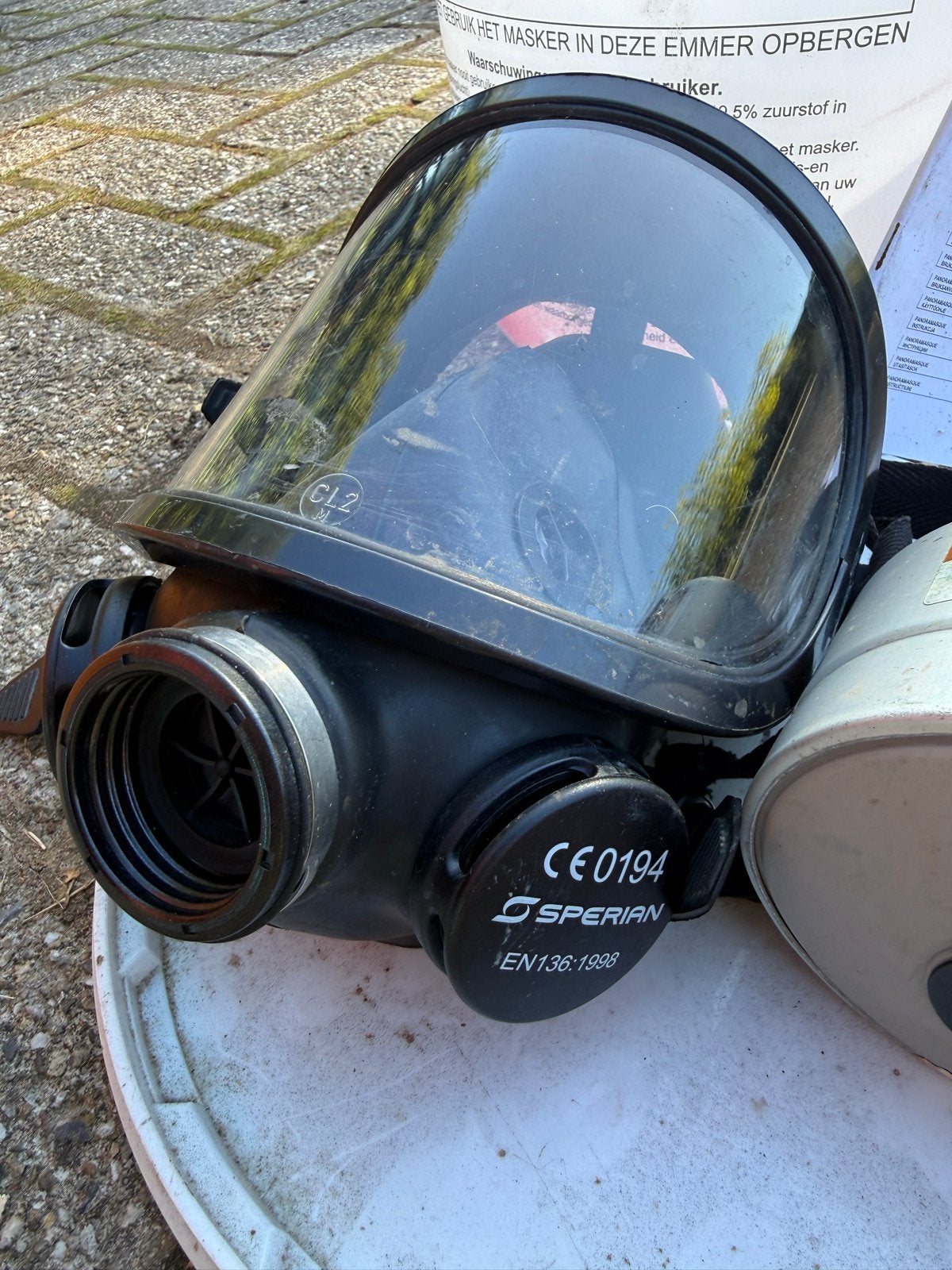 Sperian Panoramasque Volgelaatsmasker met Cartridge en Emmer, Ophalen of Verzenden, Gebruikt, Volgelaatsmaskers