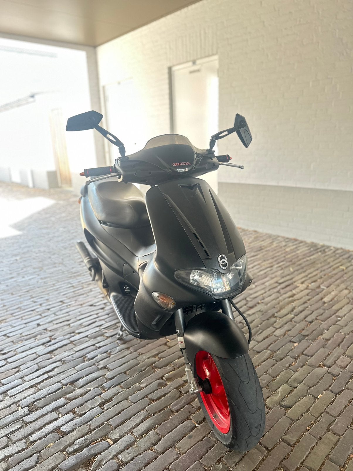 Gilera runner 50cc SP dd zwarte . Nette staat !, Ophalen of Verzenden, Zo goed als nieuw