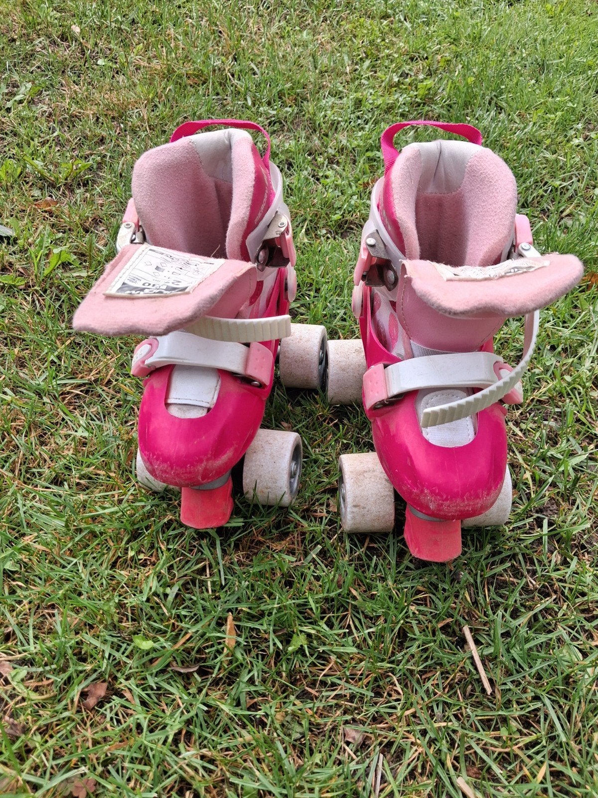 roze rolschaatsen mt 27-30, Kinderen en Baby's, Ophalen, Kinderen, Verstelbaar, Gebruikt