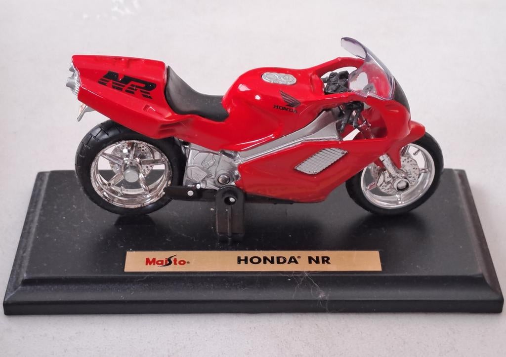 Honda NR 750 replica, Hobby en Vrije tijd, Modelauto's | 1:24, Ophalen of Verzenden, Zo goed als nieuw, Motor, Overige merken