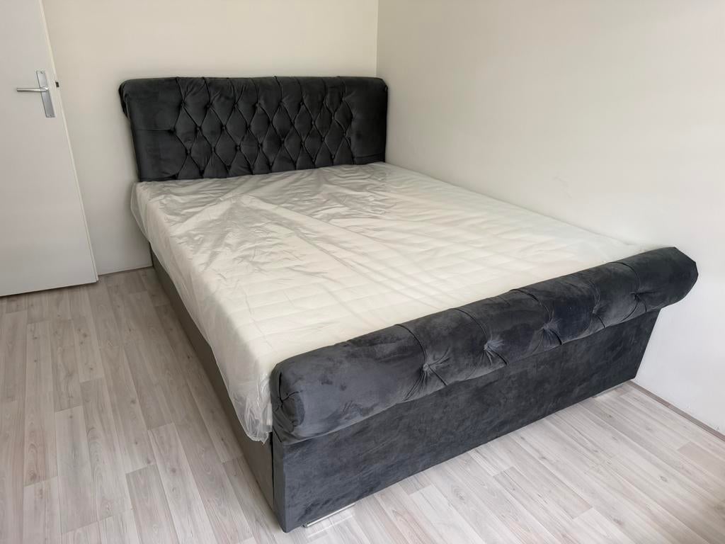 Boxspring nieuw, Ophalen of Verzenden, Zo goed als nieuw, Tweepersoons, 160 cm