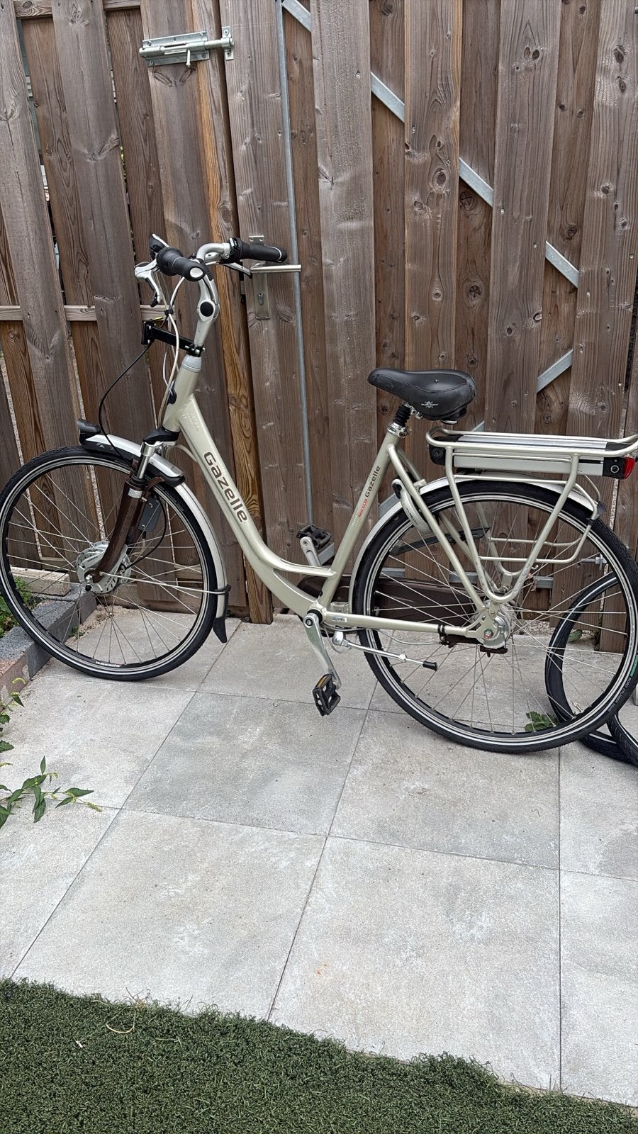 Gazelle elektrische fiets, Ophalen, Zo goed als nieuw, 51 tot 55 cm, 50 km per accu of meer