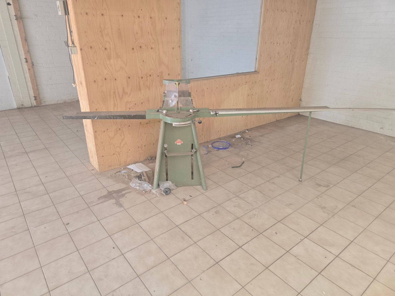 Verstek knipper / verstekzaag, Ophalen of Verzenden, Gebruikt, Afkortzaag, Onbekend