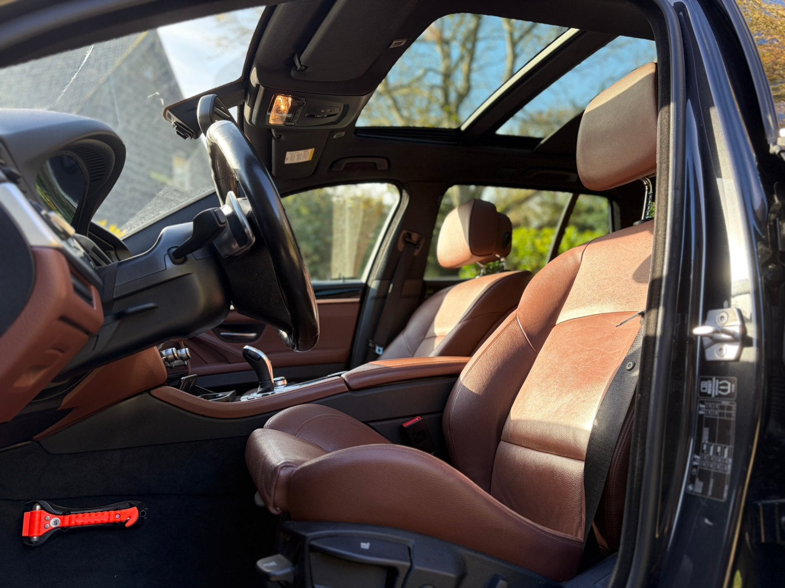 BMW 520i Touring M Sport | 20” | Pano | HUD | Leder | Xenon, Auto's, Achterwielaandrijving, 4 cilinders, 2000 kg, Zilver of Grijs