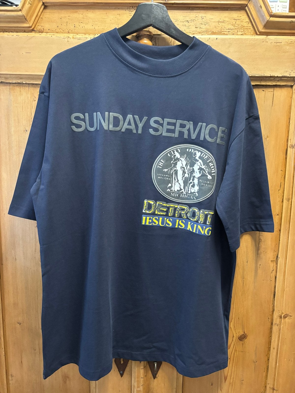 Kanye West Sunday Service Detroit blauw T-shirt Maat M, Ophalen of Verzenden, Zo goed als nieuw, Maat 48/50 (M), Zwart