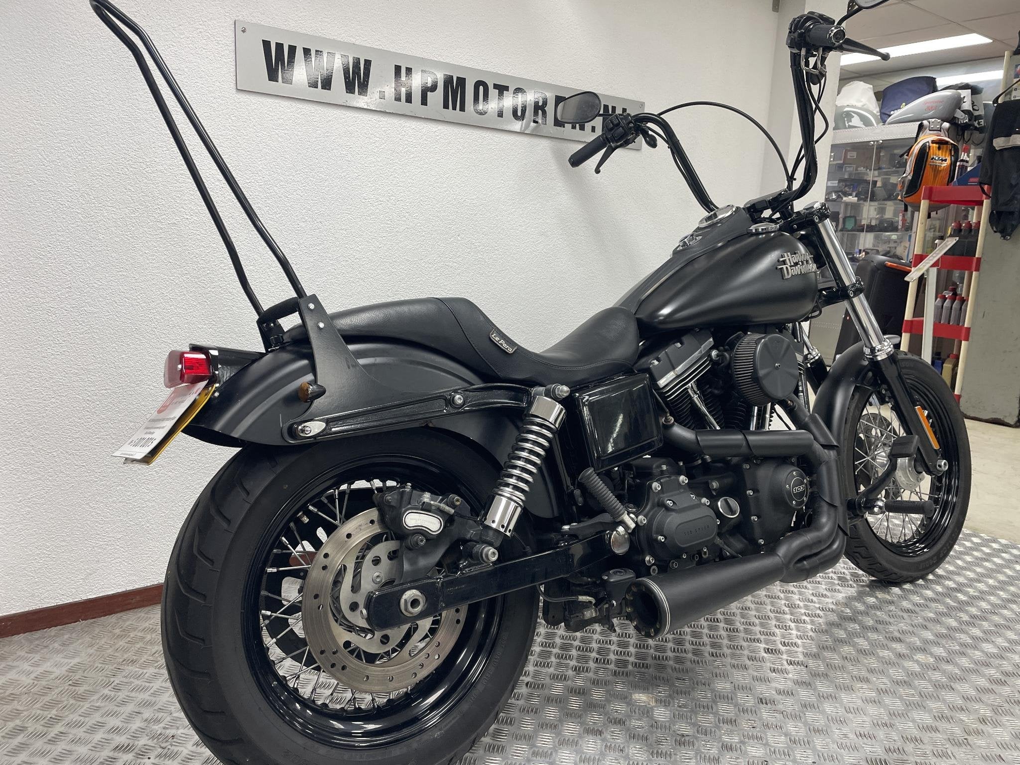 Harley Davidson FXDB DYNA STREET BOB STREETBOB 1690 CLUB STY, Laan van Vredenoord 33
2289 DA  Rijswijk, NL, 1690 cc, H-DCUSTOMERSERVICE@Harley-Davidson.com