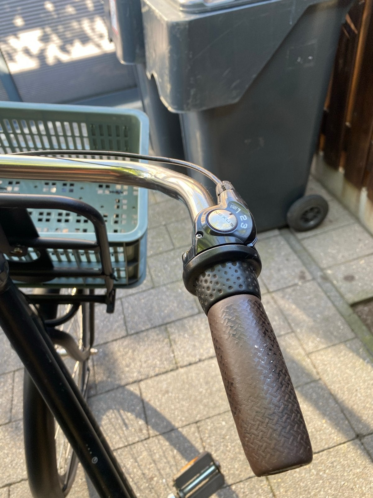 Cortina meisjesfiets 28 inch 52 cm met krat, Gebruikt, Versnellingen, Trommelrem, Ophalen