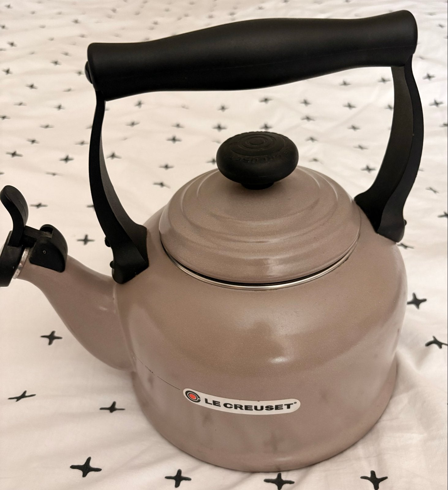 Le Creuset fluitketel 2.1L - Nieuw maar zonder prijskaartje., Witgoed en Apparatuur, Waterkokers, 2 liter of meer, Ophalen, Nieuw