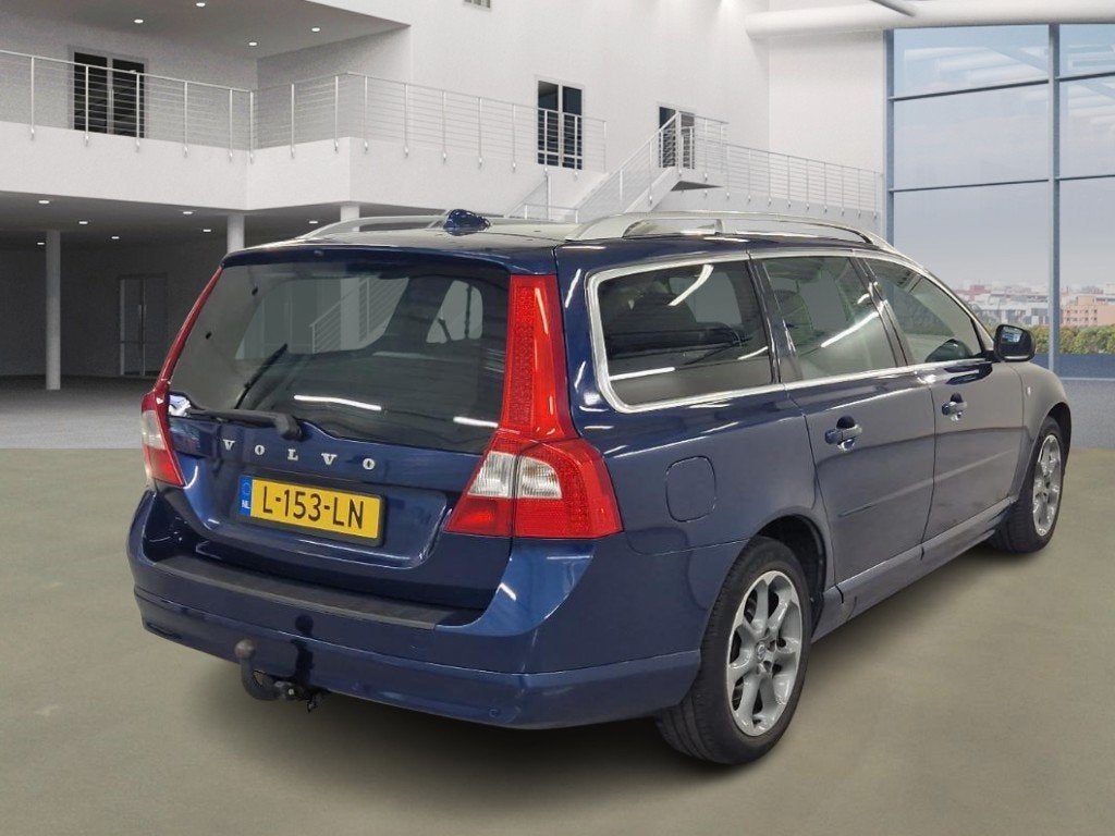 Volvo V70 2.0 T5 Momentum, Euro 5, Automatische klimaatregeling, 4 cilinders, Blauw