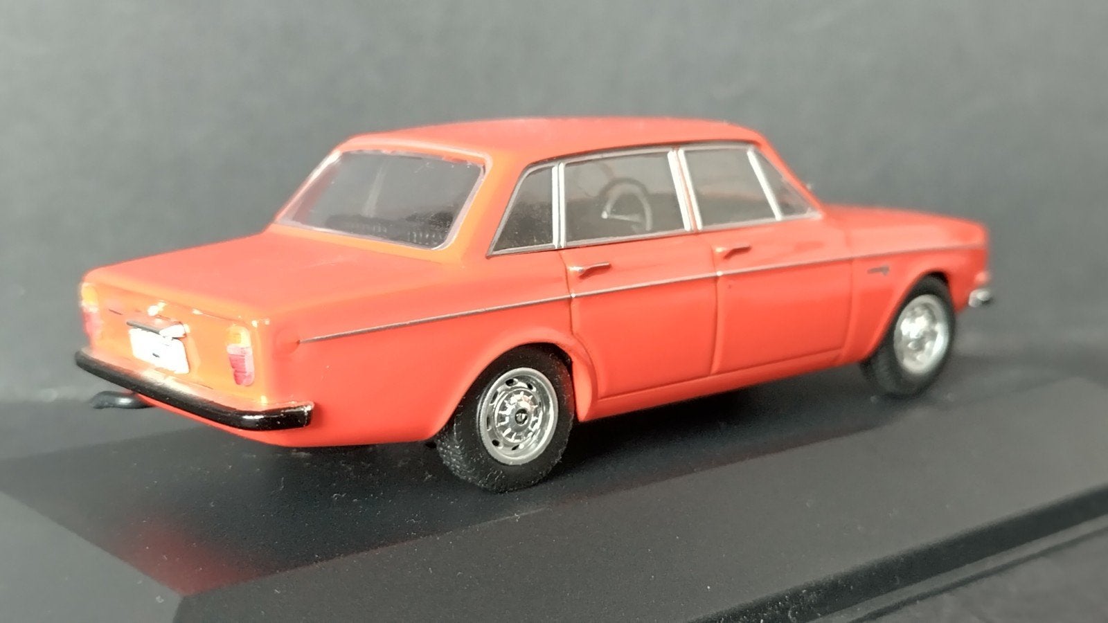 Volvo 144 1:43 Atlas Volvo Collections Pol, Overige merken, Auto, Verzenden, .