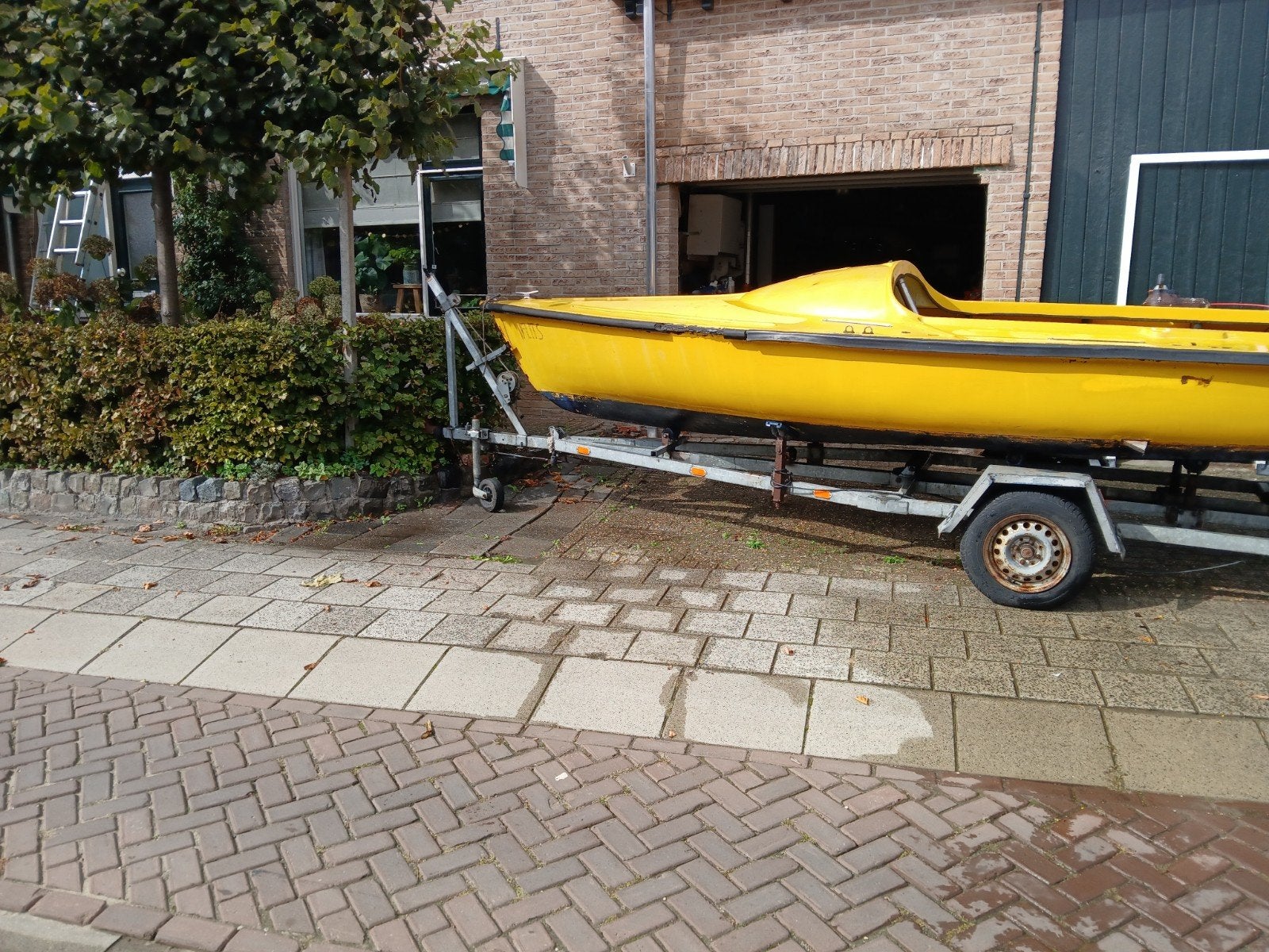 Gele speedboot met Johnson buitenboordmotor, Watersport en Boten, Benzine, Overige merken, Gebruikt, Buitenboordmotor