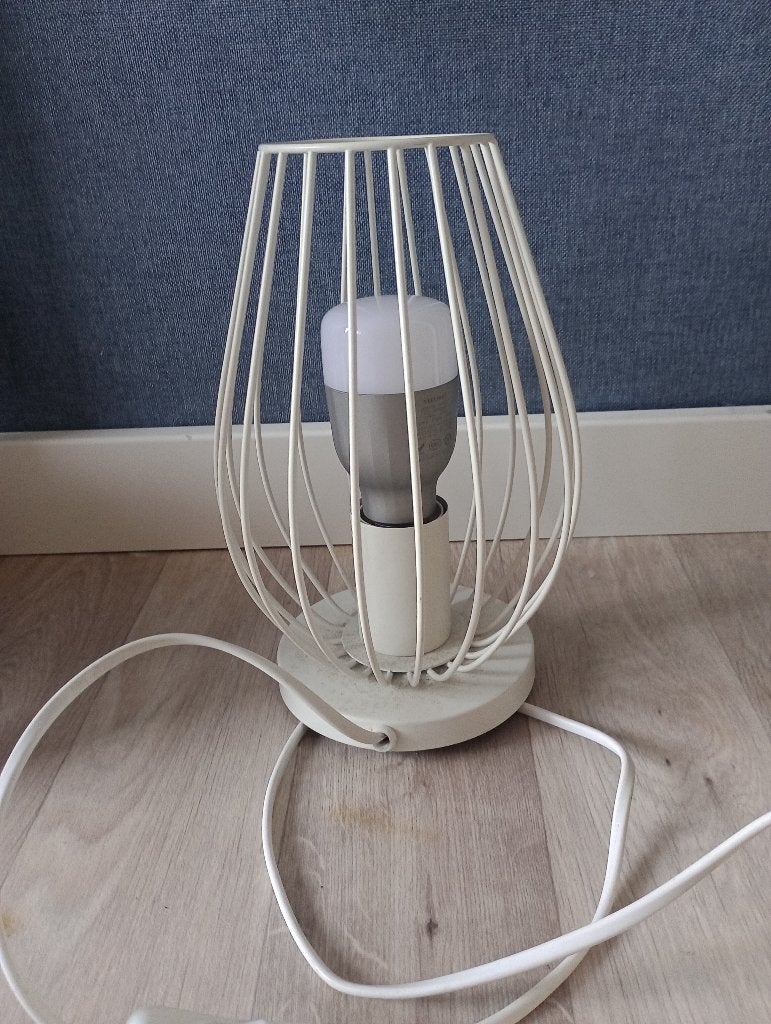 Tafel lamp / bureau lamp / nachtkastje lamp, Ophalen of Verzenden, Gebruikt, Metaal, Minder dan 50 cm