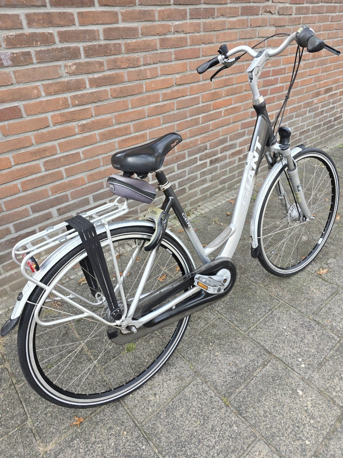 Te Koop/Zo goed als Nieuw GIANT Dames fiets 28 inch H 52, 50 tot 53 cm, Ophalen, Zo goed als nieuw, Giant