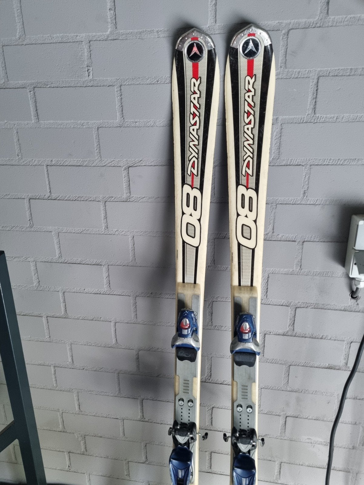 Dynastar Omecarve 08 Ski's met stokken - 152 cm, 140 tot 160 cm, Gebruikt, Ophalen of Verzenden, Carve
