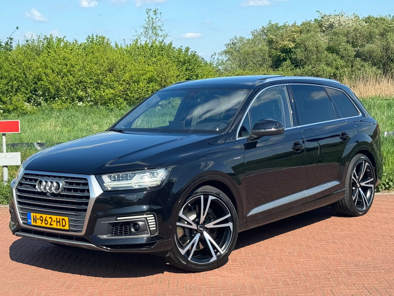 Audi Q7 3.0 TDI E-tron Quattro 2016 Zwart B&O-360camera-VOL, Automaat, Euro 5, Zwart, 2420 kg