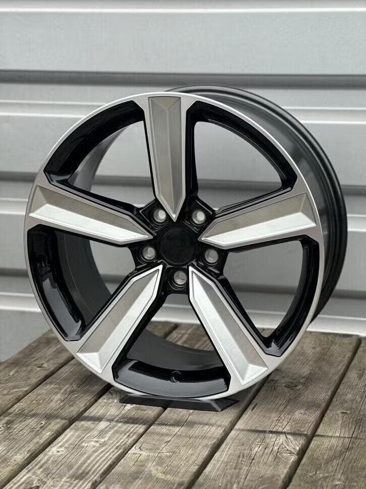 18"19"20" AUDI RS4 RS Look Sportvelgen A3 A4 A5 A6 A7 Q2 Q3, Velg(en), -, -, Nieuw